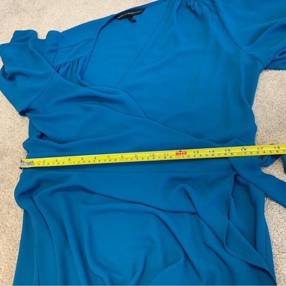 Whbm blue short sleeve wrap midi dress Sz L - Picture 11 of 13